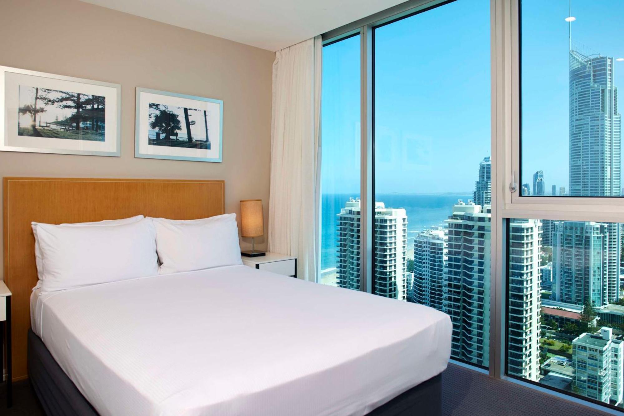 Hilton Surfers Paradise Hotel & Residences Guldkusten Exteriör bild